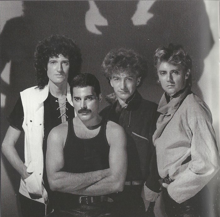 Queen  Forever : Booklet 2
